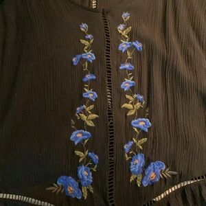 American Eagle cold shoulder embroidered top